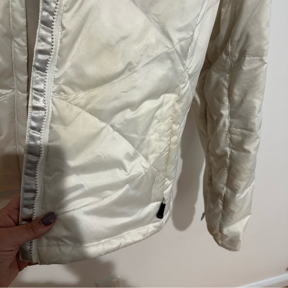 The North Face Women's White 550 Fill Down Puffer Jacket Full Zip Size M - Picture 4 of 13